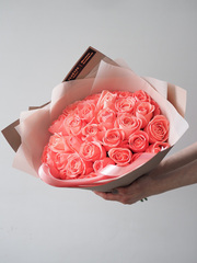 Розы Карина в букете M