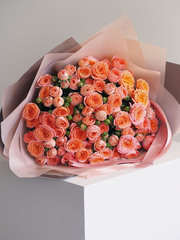 Розы Пионер Бабблз в букете М