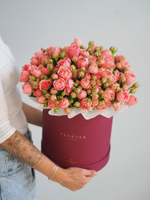 Розы Спешл Дименшнз в коробке XL