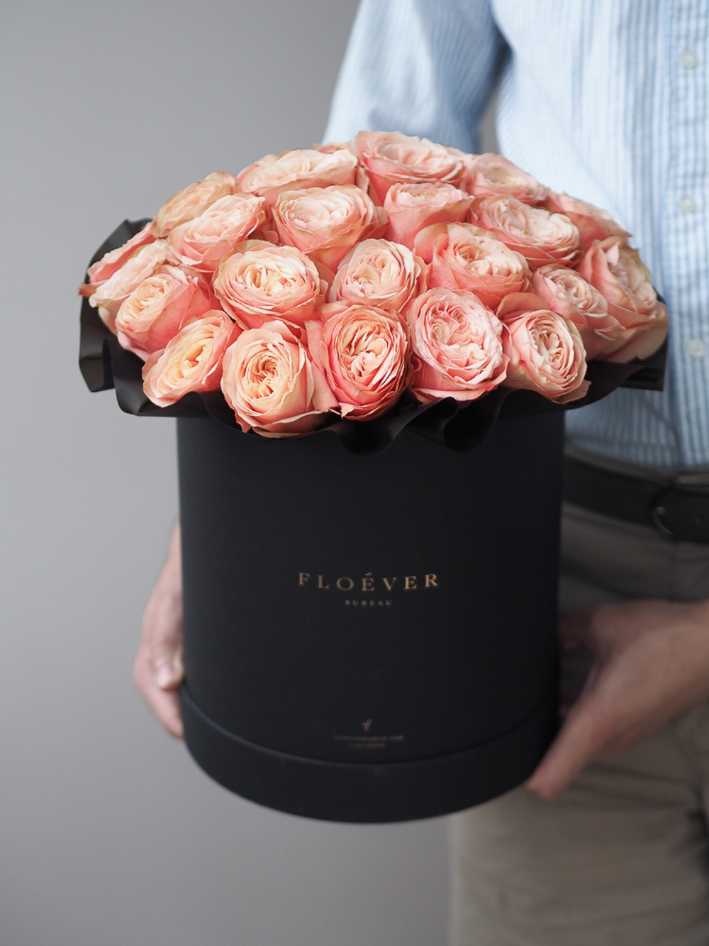 Розы Кахала в коробке XL