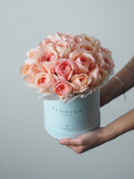 Розы Метаморфоза в коробке M