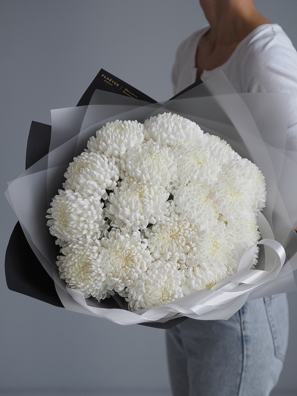 Хризантема Белая в букете M
