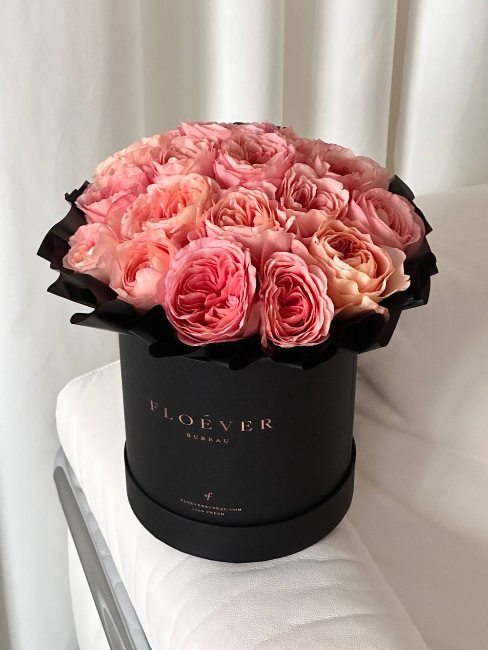 Розы Лондон Таймс в коробке М