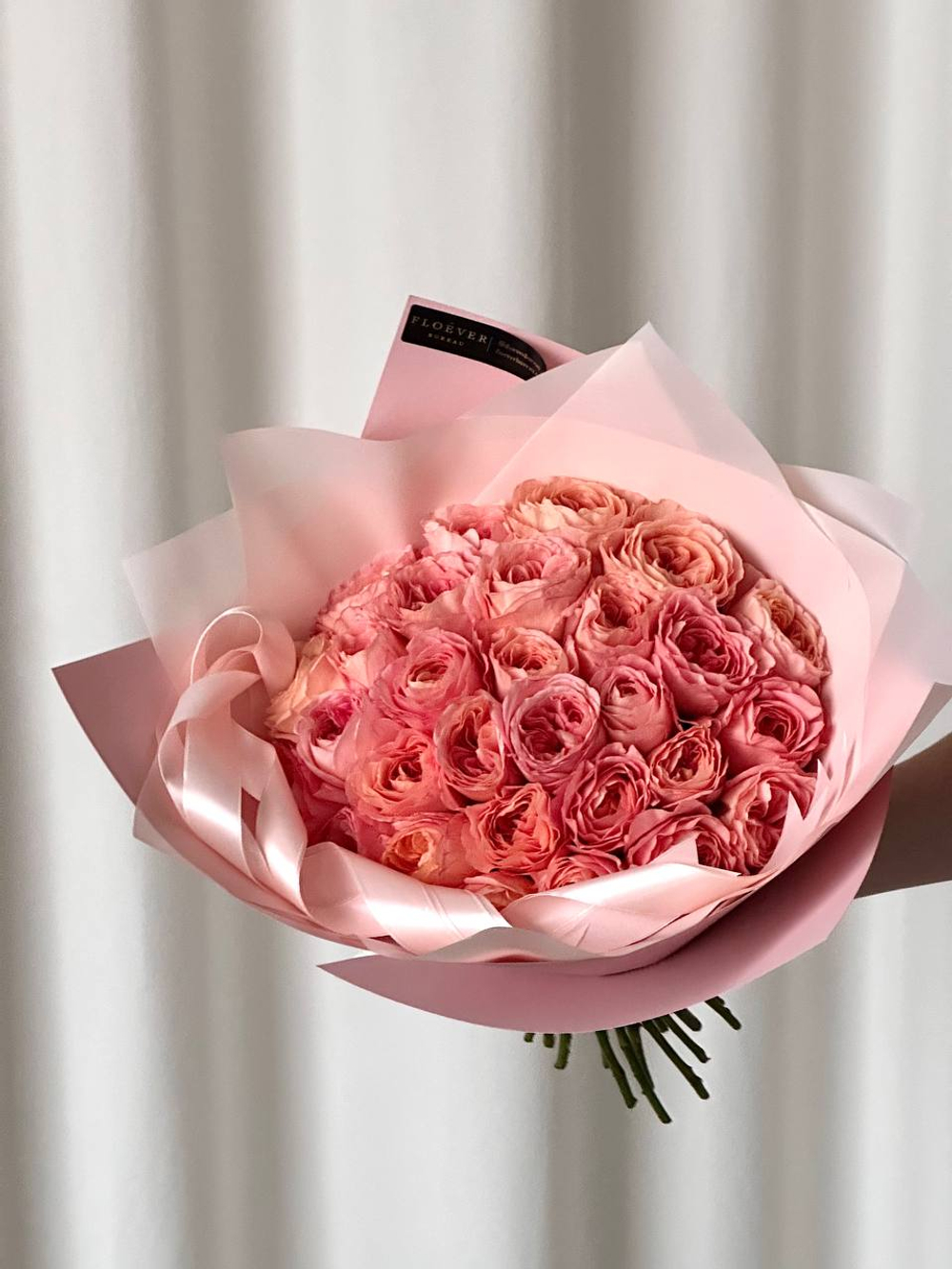 Розы Лондон Таймс в букете M