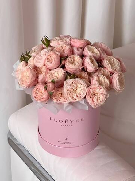 Розы Роял Блаш в коробке M