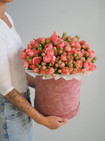 Розы Спешл Дименшнз в коробке XL