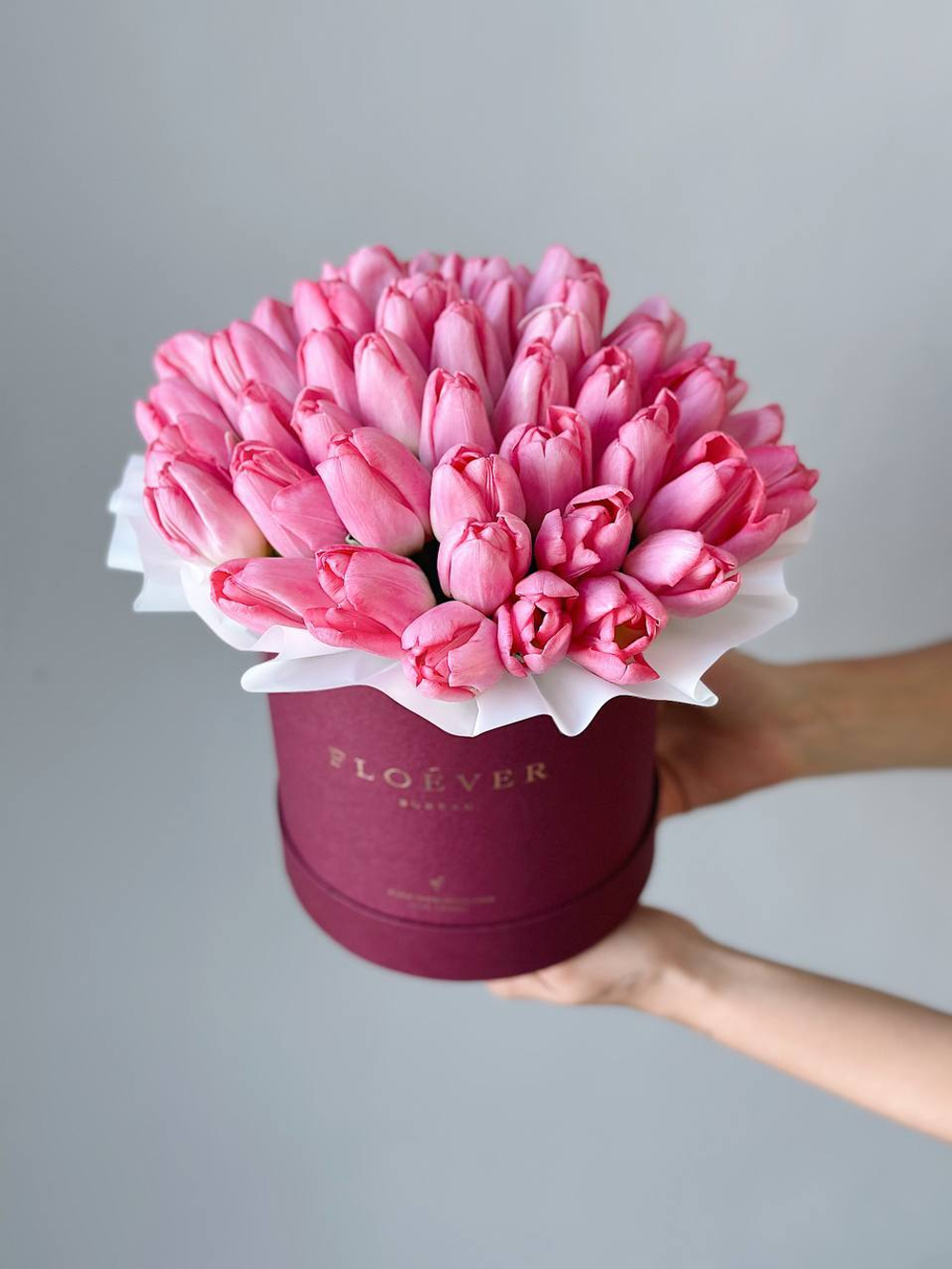 Тюльпаны темно-розовые в коробке M