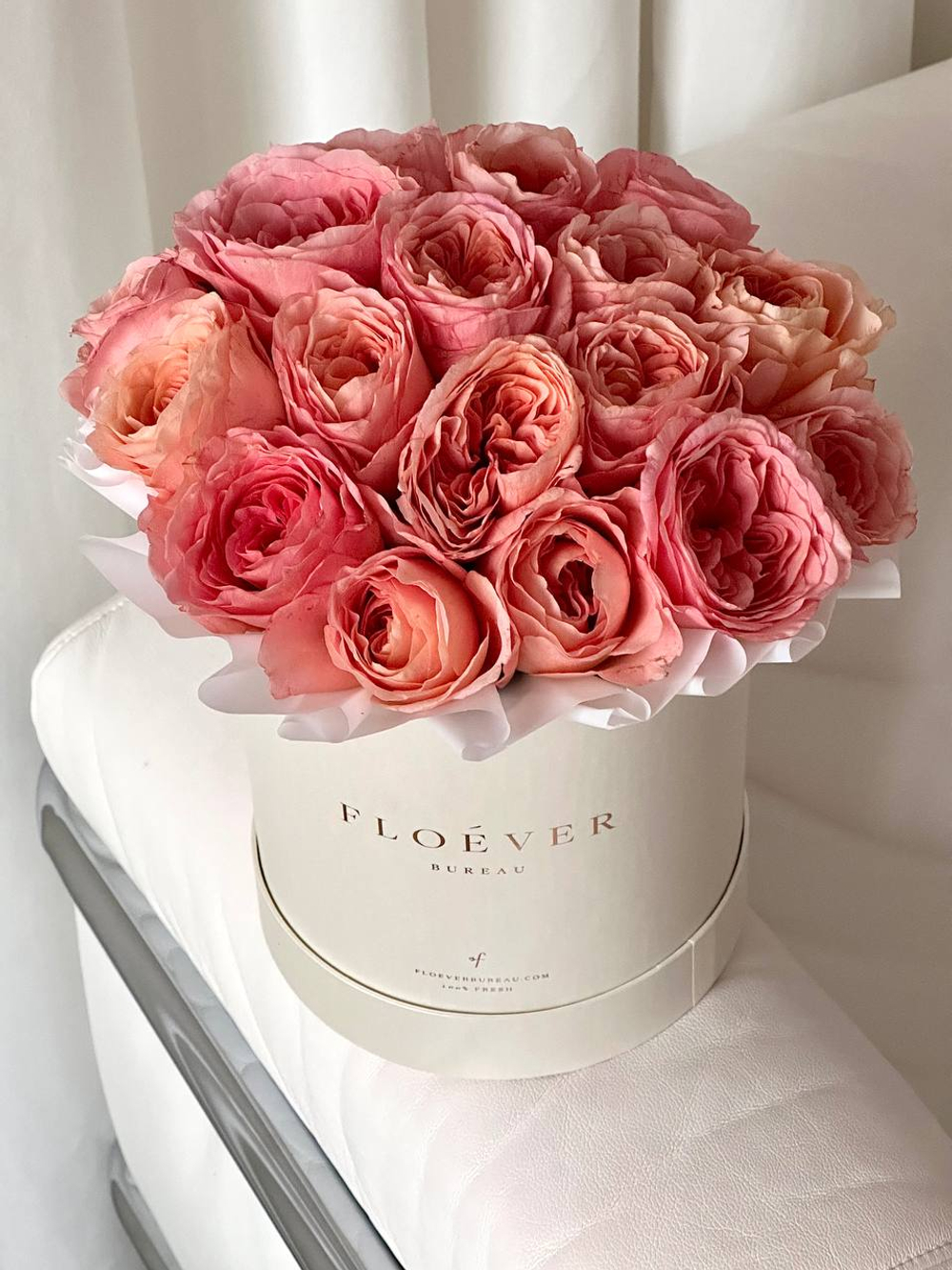 Розы Лондон Таймс в коробке М