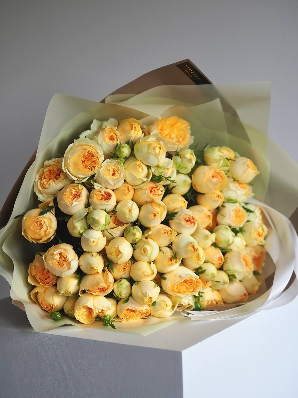 Розы Сильва Санни в букете M