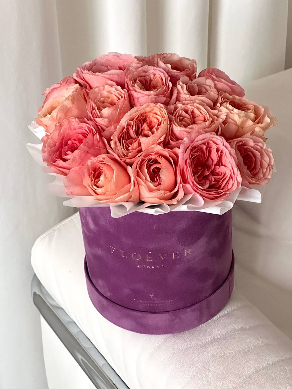 Розы Лондон Таймс в коробке М