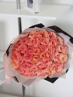 Розы Лондон Таймс в букете XL